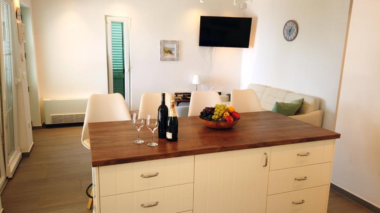 Beach House Ana Sukošan Extérieur photo